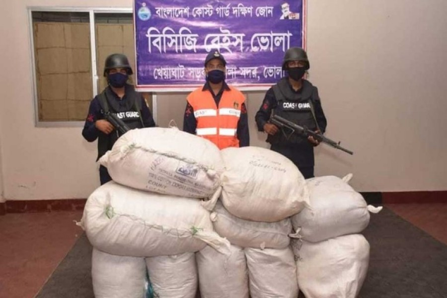 ভোলায় ‘২০ লাখ’ মিটার কারেন্ট জাল আটক
