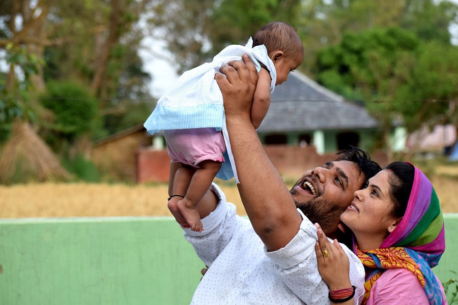 সম্পর্কে উষ্ণতা বাড়লো করোনায়
