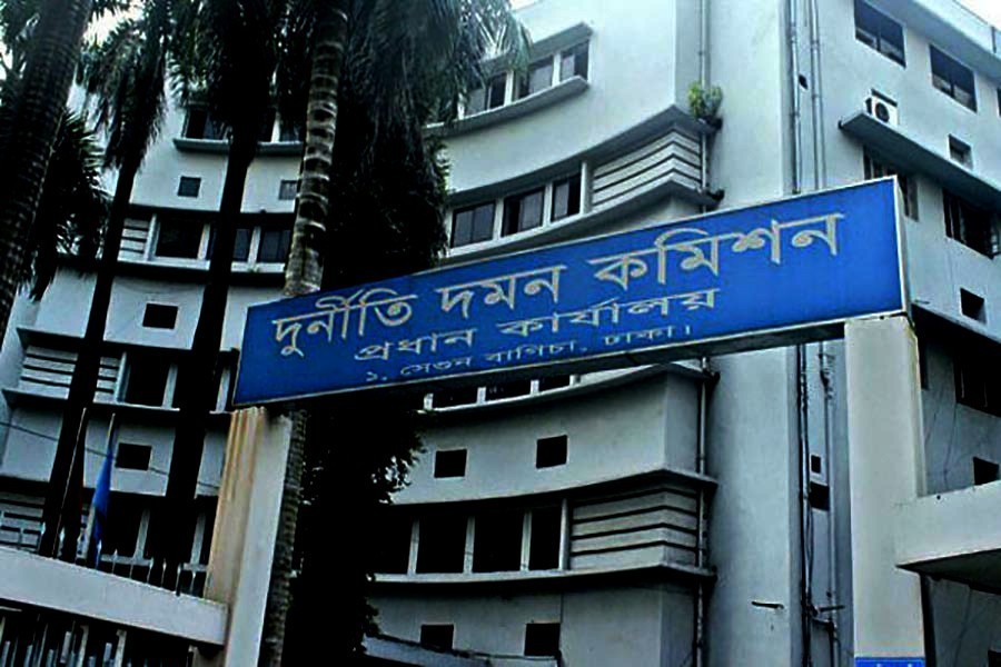 আইডিয়াল স্কুলের বনশ্রী শাখার অধ্যক্ষের দুর্নীতি অনুসন্ধান করবে দুদক