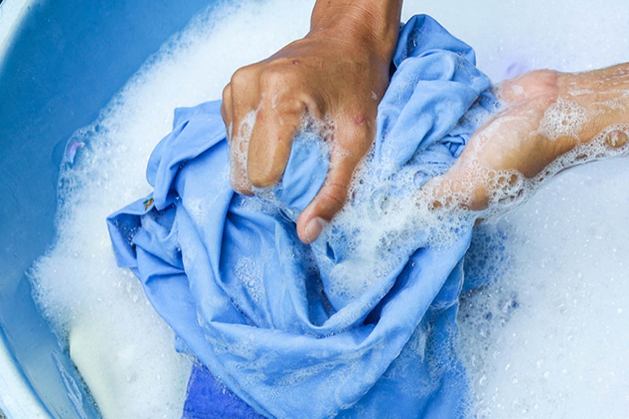 For bail, Indian man has to wash clothes of all women in his village