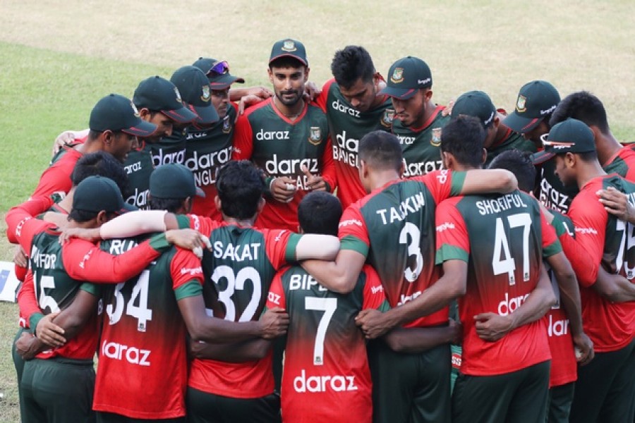 বিশ্বকাপ অভিযানে রাতে ঢাকা ছাড়ছে বাংলাদেশ দল