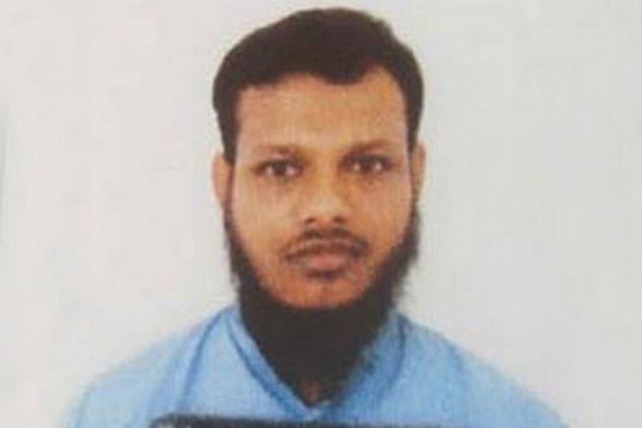- জেএমবির বোমা বিশেষজ্ঞ জাহিদুল ইসলাম মিজান ওরফে বোমা মিজান
