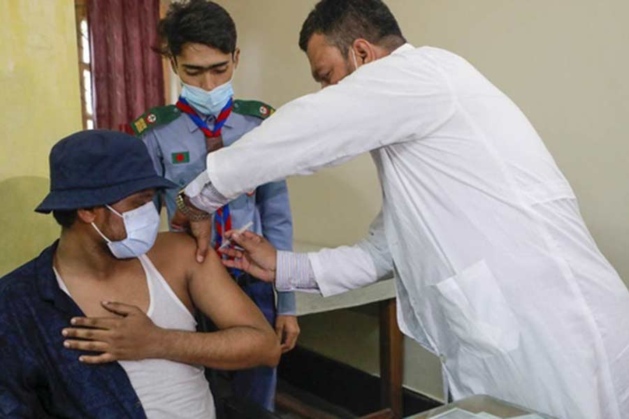 কোভিড-১৯: ২৪ ঘন্টায় শনাক্ত রোগী কমলেও বেড়েছে মৃত্যু