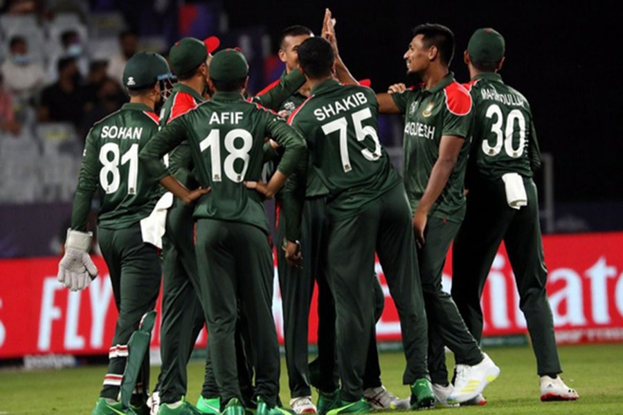 ৩ রানে জিতলেই সুপার টুয়েলভে বাংলাদেশ