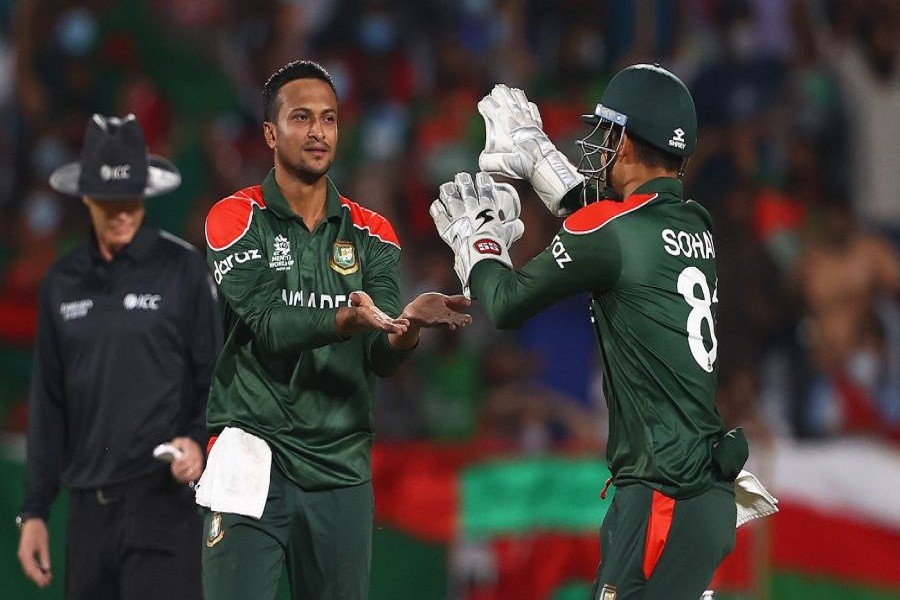 Bangladesh choose to bat first against PNG