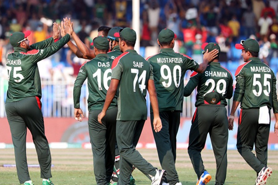 টস জিতে ব্যাটিংয়ে বাংলাদেশ