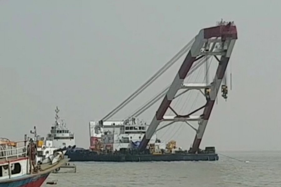 প্রত্যয় যাচ্ছে না, পাটুরিয়ায় নেওয়া হচ্ছে ‘দুর্বল’ রুস্তমকে