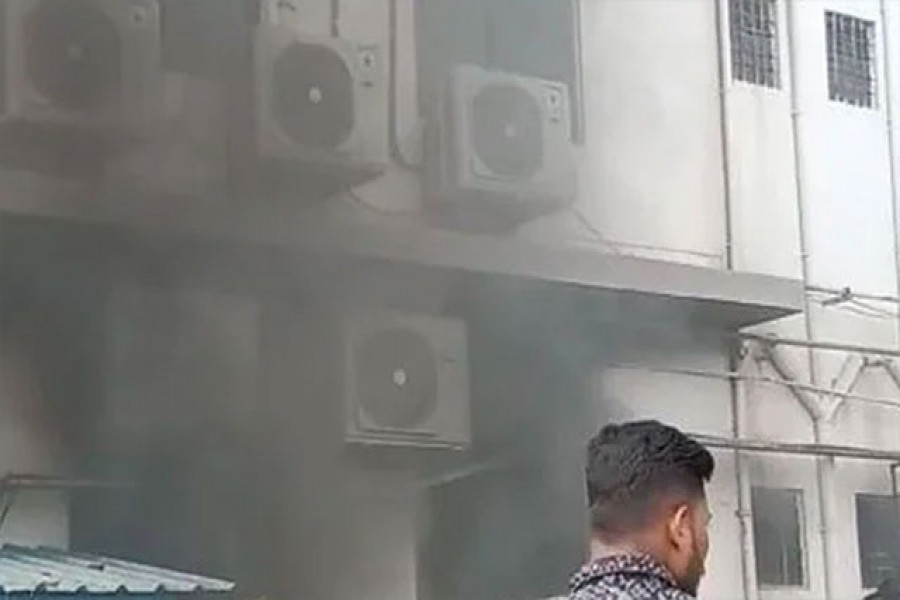 ভারতে হাসপাতালে আগুন লেগে নিহত ১০, আহত ৭