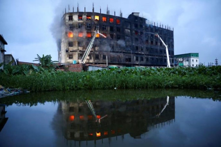 হাসেম ফুডসে অগ্নিকাণ্ডে আহতদের ‘পর্যাপ্ত’ ক্ষতিপূরণ কেন নয়: হাই কোর্ট