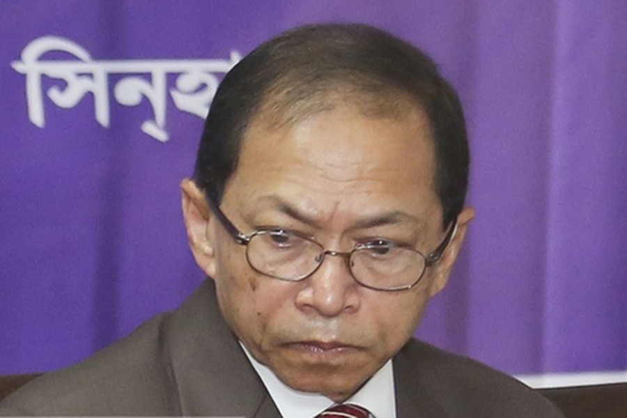 দুর্নীতির দায়ে সাবেক প্রধান বিচারপতি সিনহার ১১ বছরের কারাদণ্ড