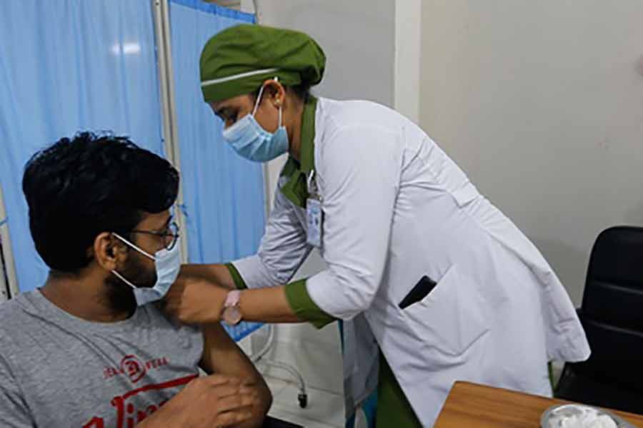 ২৪ ঘণ্টায় শনাক্ত ২৭৭ করোনা রোগী, মৃত্যু চারজনের