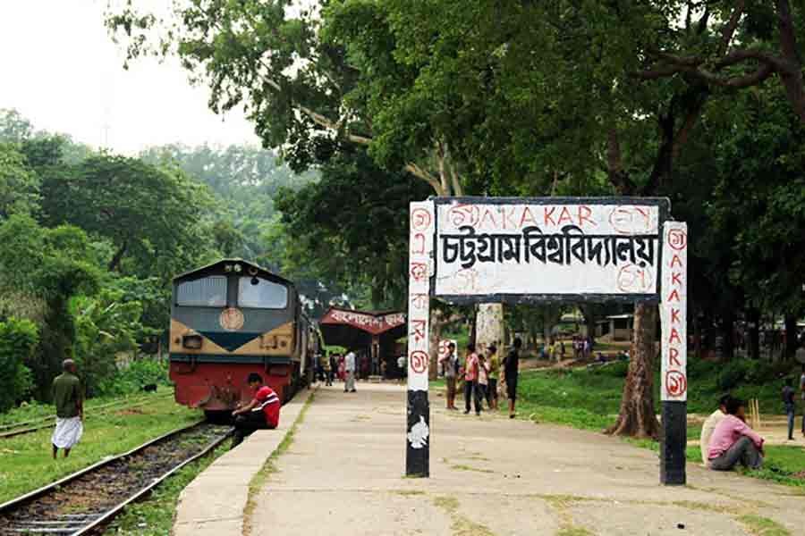 ক্যাম্পাসের কটেজ থেকে চট্টগ্রাম বিশ্ববিদ্যালয়ের এক ছাত্রের ঝুলন্ত লাশ উদ্ধার