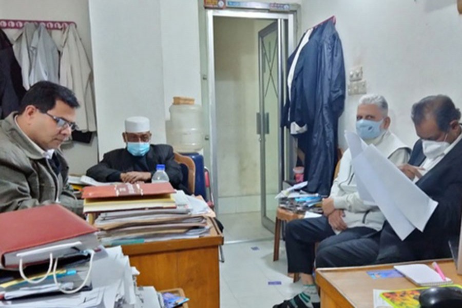 সেগুনবাগিচায় মাজারের সম্পদ ‘আত্মসাতের’ অভিযোগ