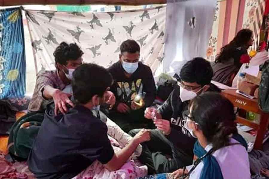 শাবির শিক্ষার্থীদের আন্দোলনে ‘তৃতীয় পক্ষের উপস্থিতি’ দেখছে ঢাবি শিক্ষক সমিতি