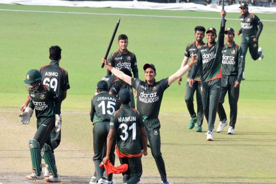 ভয়ডরহীন ক্রিকেটের প্রত্যয়ে ভারতের সামনে বাংলাদেশের যুবারা
