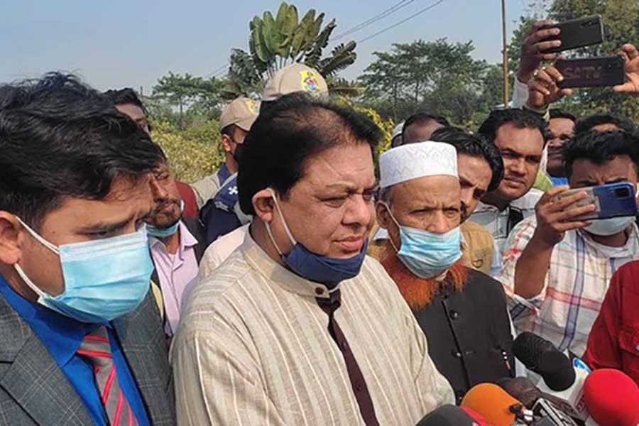 সাফারি পার্কের কর্মকর্তারা একে অপরকে ফাঁসাতে জেব্রাগুলোকে হত্যা করেছেন, অভিযোগ সংসদ সদস্যের