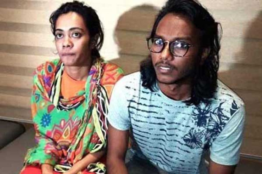 সিনহা মোহাম্মদ রাশেদ খান হত্যার ঘটনা ধামাচাপা দিতে মিথ্যা মামলা করা হয় তার দুই সঙ্গী শিপ্রা দেবনাথ, সাহেদুল ইসলাম সিফাতের বিরুদ্ধে