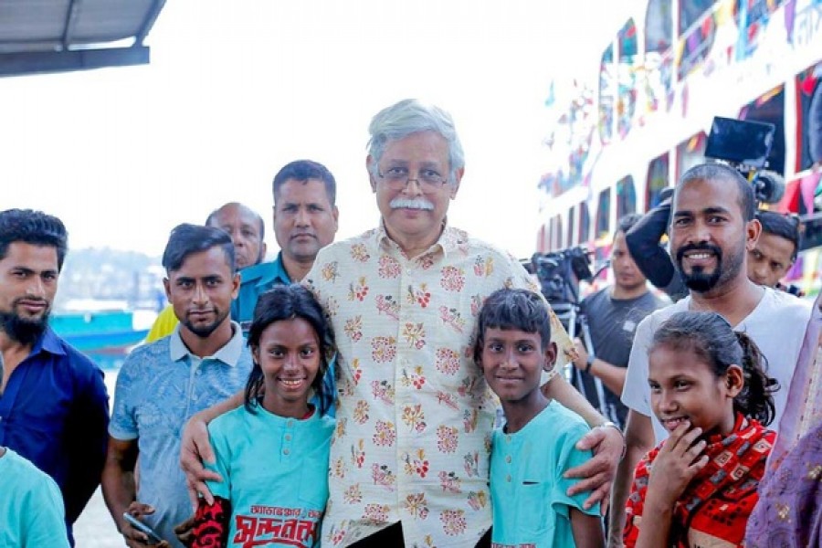এই প্রথম সিনেমার গান লিখলেন জাফর ইকবাল