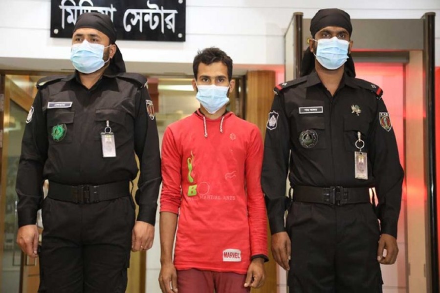 লাইসেন্সহীন চালকের বেপরোয়া গতিতে চকরিয়ার দুর্ঘটনা: র‌্যাব
