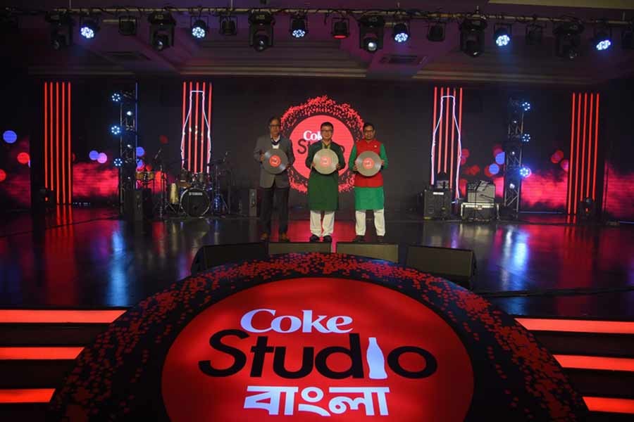 কোক স্টুডিও: সীমানা পেরিয়ে সুরের প্রতি ভালোবাসার কারখানা
