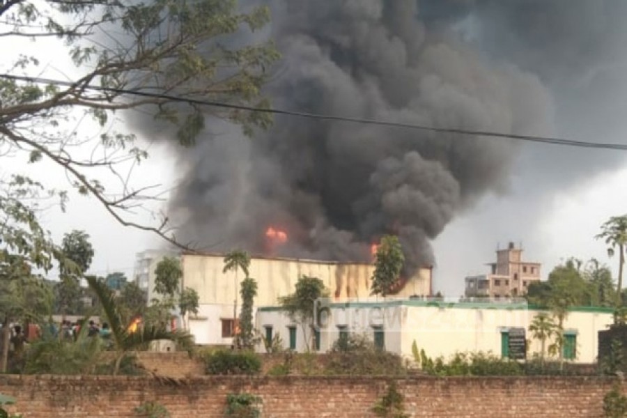 আগুনে ৩ মৃত্যু: সেই জুতার কারখানার অনুমোদন নেই