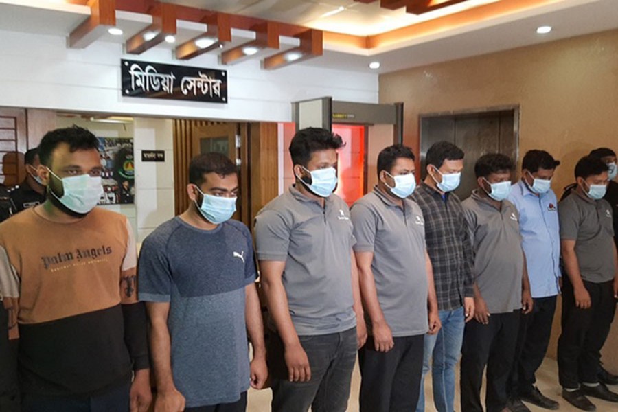 এটিএম বুথ থেকে তিন কোটি টাকা লোপাট, গ্রেপ্তার ৮