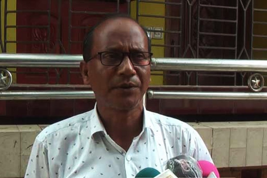 নওগাঁয় স্কুলে হিজাব নিয়ে ‘গুজব’: জেলহাজতে প্রধান শিক্ষক
