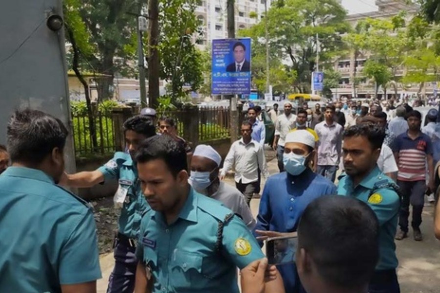 জাফর ইকবাল হত্যাচেষ্টায় হামলাকারীর যাবজ্জীবন