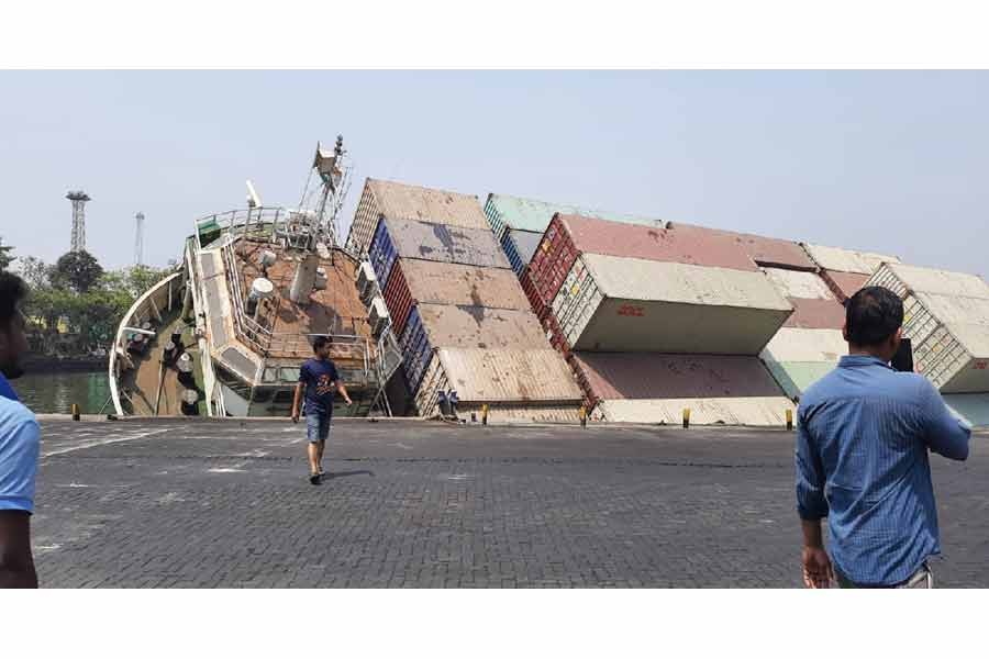 Bangladesh forms probe body over ship sinking at Kolkata port