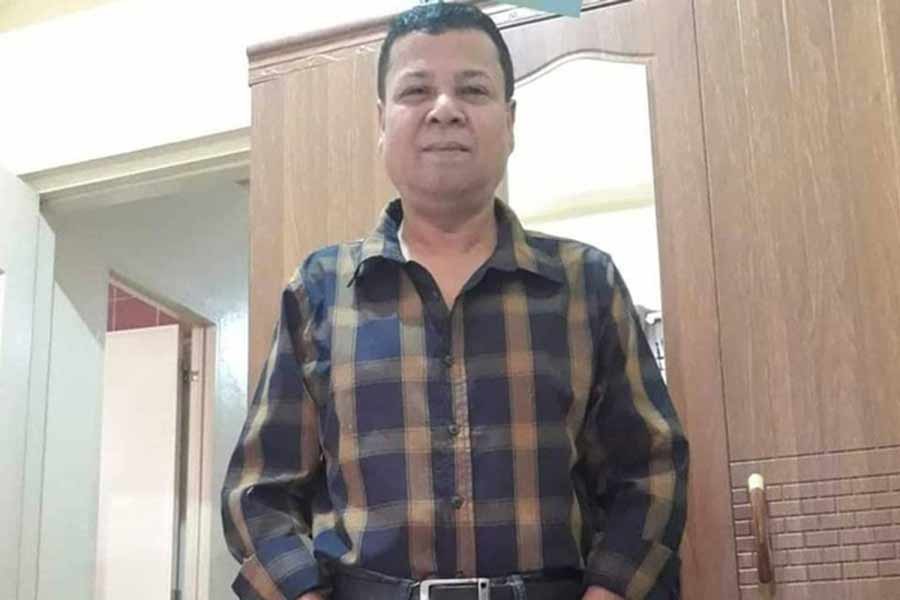 ব্যবসায়ী আনোয়ার হোসেন