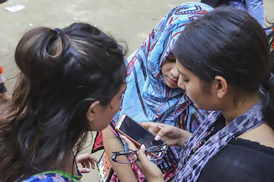 ১৬ মে পর্যন্ত এসএসসির ফরম পূরণ করতে পারবেন শিক্ষার্থীরা