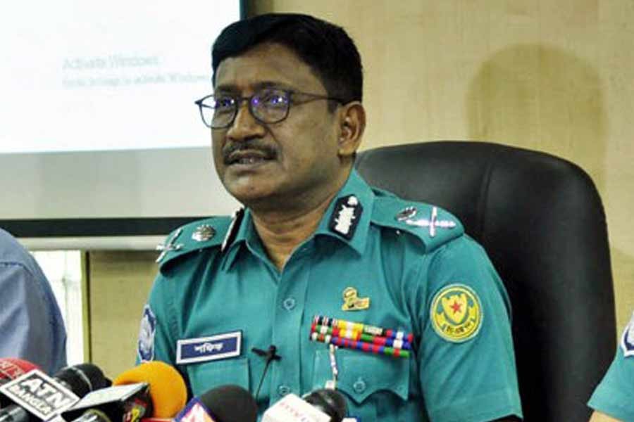রাজনৈতিক কর্মসূচির নামে কেউ যেন আগুন সন্ত্রাস করতে না পারে: ডিএমপি কমিশনার