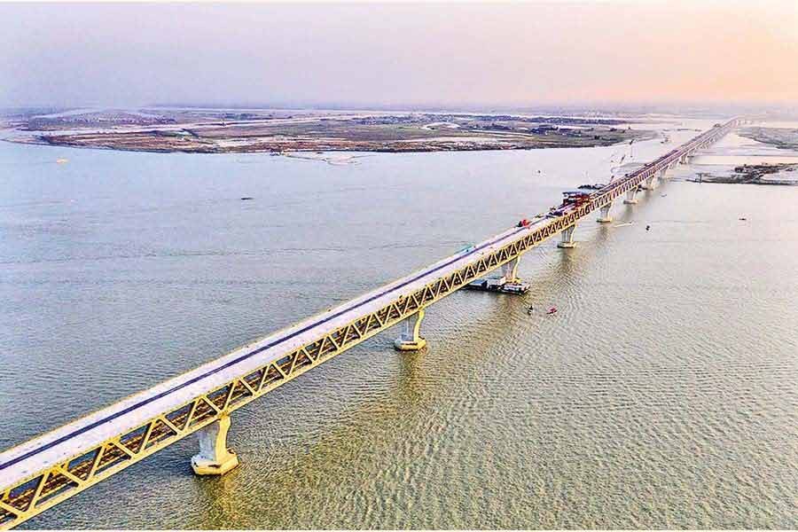 পদ্মা সেতুর উদ্বোধন ৬৪ জেলা থেকে একযোগে ‘সুপার গর্জিয়াসভাবে’ হবে: মন্ত্রিপরিষদ সচিব