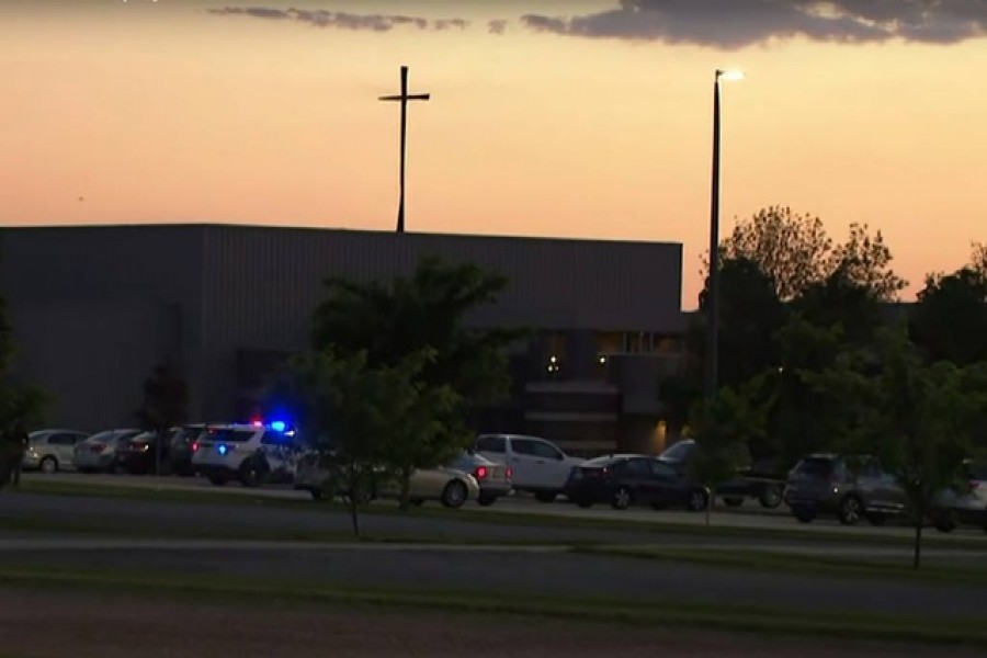 যুক্তরাষ্ট্রে গির্জার বাইরে গুলিতে নিহত ৩