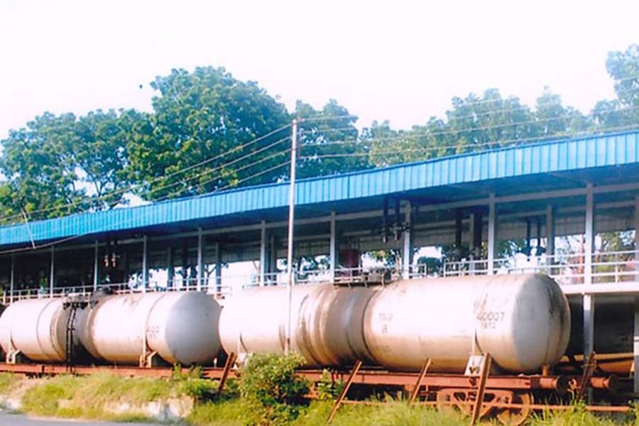 বিপিসির লাভের গুড় খাচ্ছে ইউক্রেইন যুদ্ধ