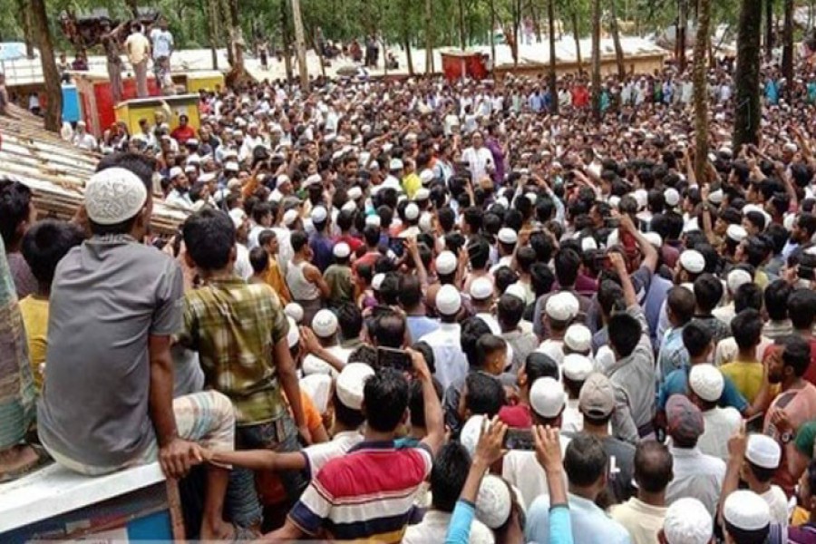 ক্যাম্পে ক্যাম্পে রোহিঙ্গাদের ‘বাড়ি চলো’ আওয়াজ