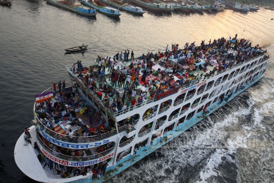 এবার ঈদে ঢাকা-বরিশাল লঞ্চে ‘স্পেশাল সার্ভিস’ অনিশ্চিত