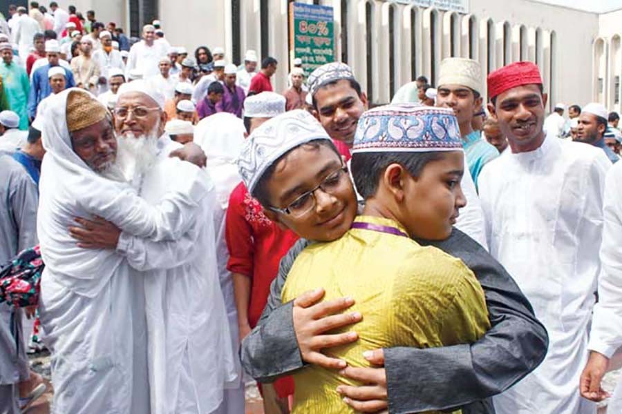 কখন কোথায় ঈদের জামাত