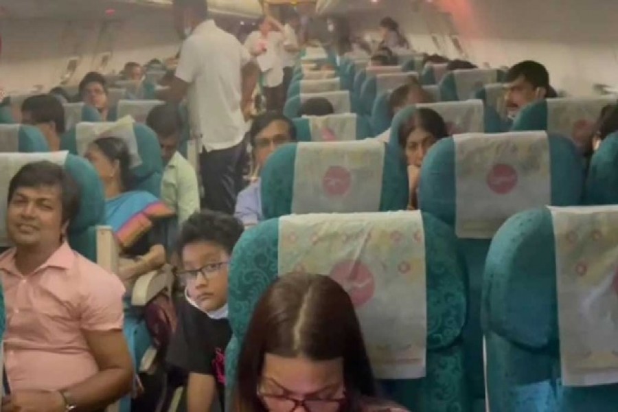 কলকাতায় ‘বিভীষিকার’ ৪ ঘণ্টা: বিমান বললো, এটাই ‘নিয়ম’