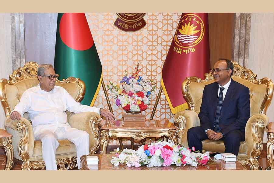 Central bank’s new governor pays courtesy call on president