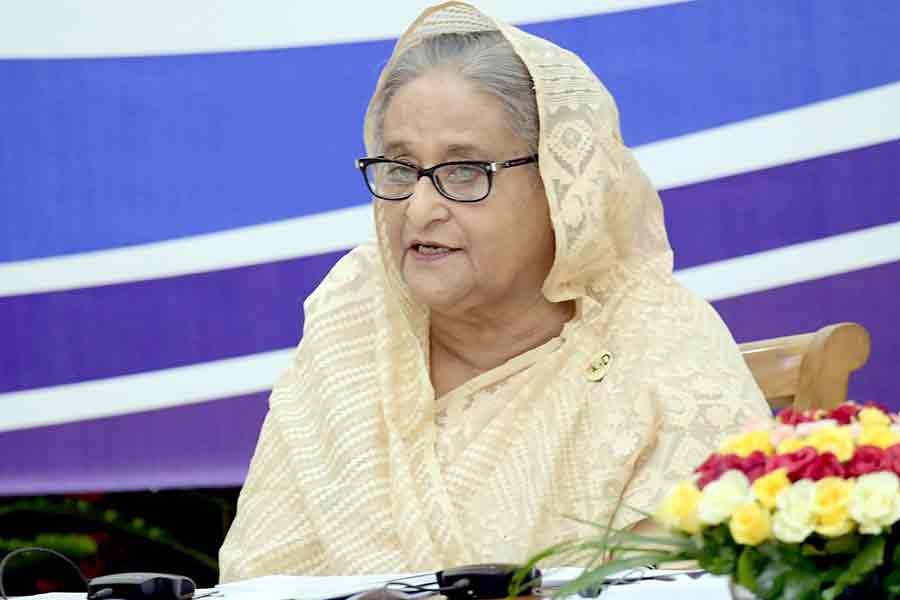 শনিবার জাতীয় পাবলিক সার্ভিস দিবস উদযাপন এবং বঙ্গবন্ধু জনপ্রশাসন পদক-২০২২ প্রদান অনুষ্ঠানে বক্তব্য রাখছেন প্রধানমন্ত্রী শেখ হাসিনা। ছবি: পিআইডি।