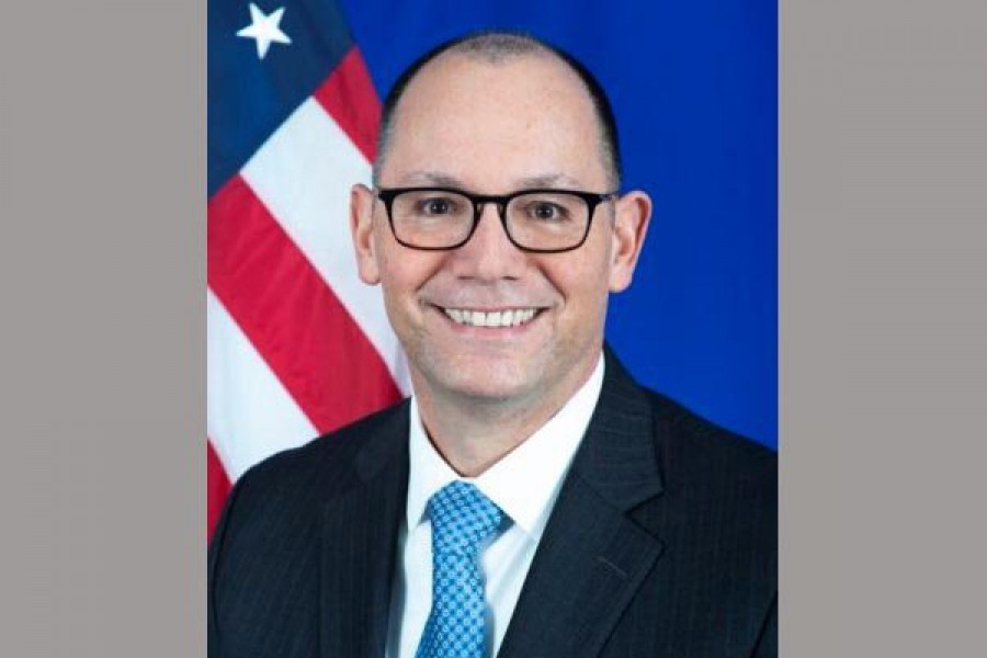 যুক্তরাষ্ট্র বাংলাদেশের কোনো রাজনৈতিক দলের পক্ষ নেয় না : রাষ্ট্রদূত