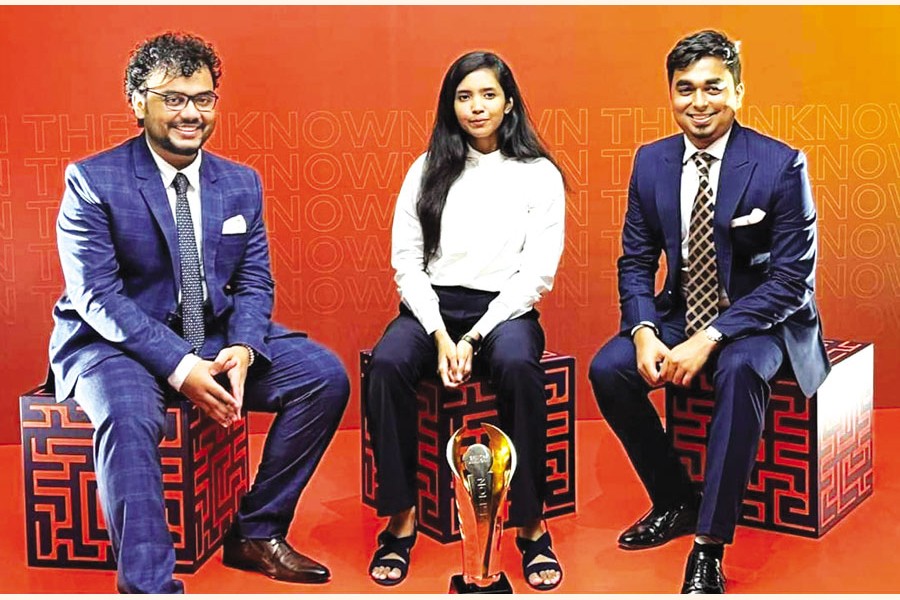 IBA-DU team crowned champions in 'Battle of Minds 2022'