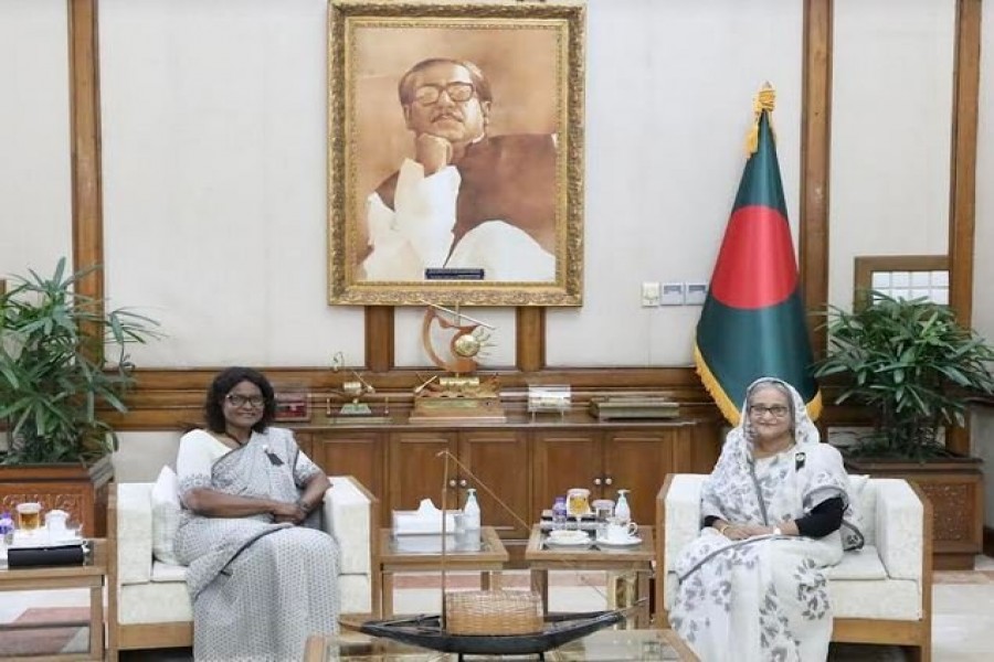 বাংলাদেশের আর্থ-সামাজিক উন্নয়ন, নারীর ক্ষমতায়নের প্রশংসা করেছে বিশ্ব ব্যাংক