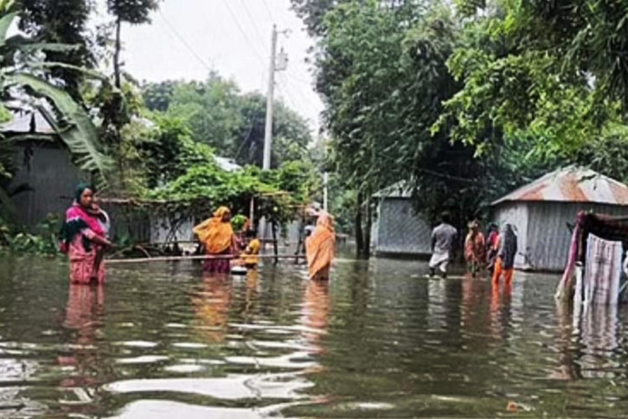 রংপুরে তিস্তা বিপৎসীমার উপরে, নিম্নাঞ্চল প্লাবিত
