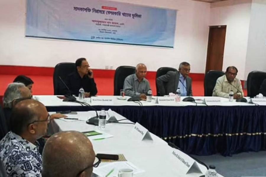 মাদকে পুলিশ, সাংবাদিক, বিত্তবানরাও: স্বরাষ্ট্রমন্ত্রী 