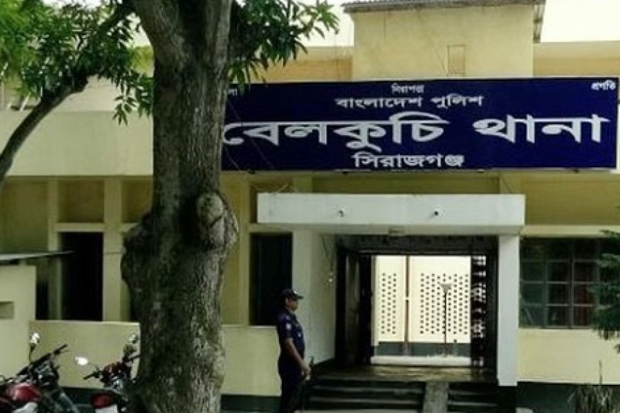 সিরাজগঞ্জে শয়নকক্ষে মা ও দুই ছেলের লাশ