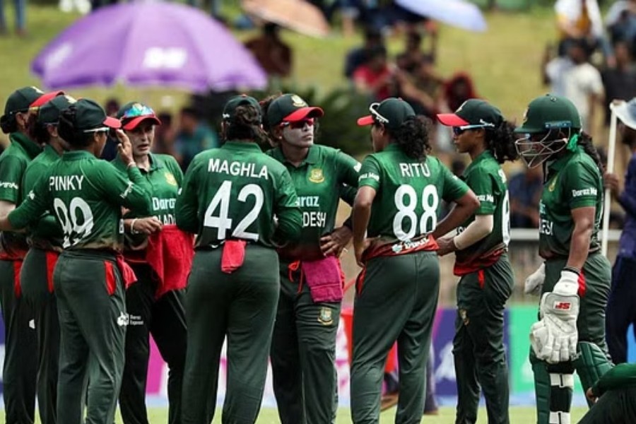 বাজে ব্যাটিংয়ের প্রদর্শনী মেলে ধরে বাংলাদেশের হার
