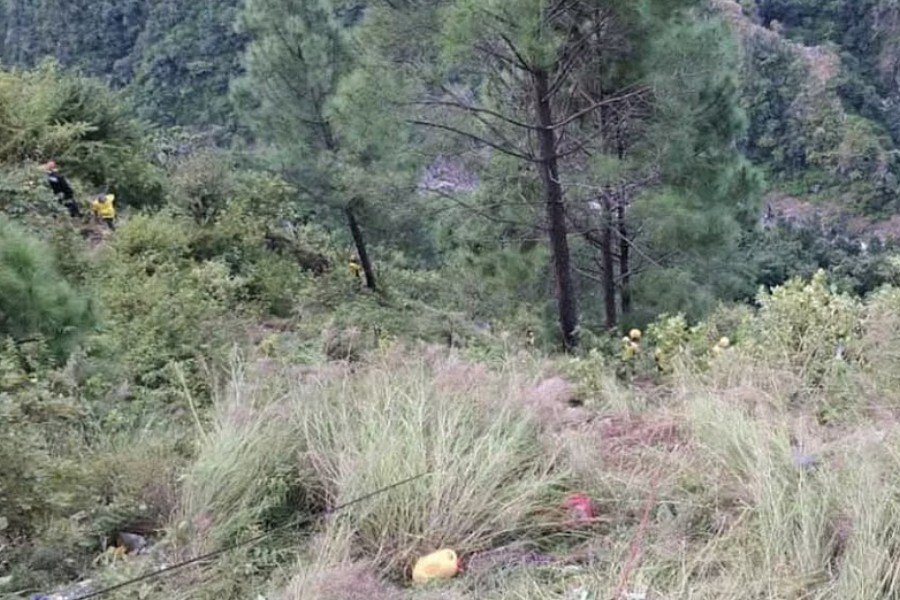 ভারতের উত্তরাখাণ্ডে বিয়ের বাস খাদে পড়ে নিহত ২৫