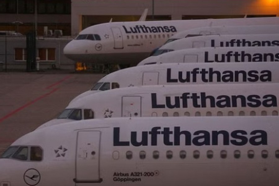 ফ্রাঙ্কফুর্ট বিমানবন্দরে উড়োজাহাজের চাকার খোপে লাশ